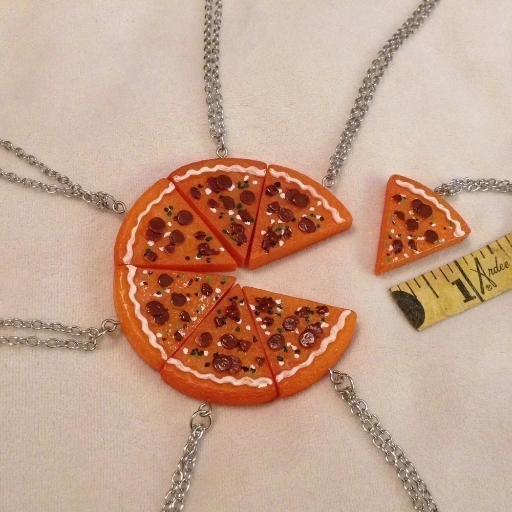 PIZZA SLICE NECKLACE ✨✨✨